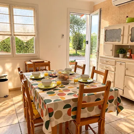 Maison De Constance 3 A *