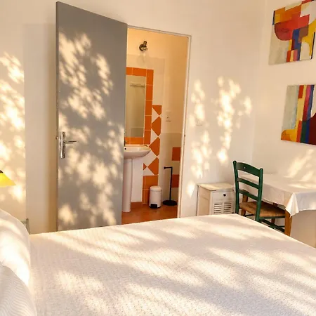 Maison De Constance 3 A *